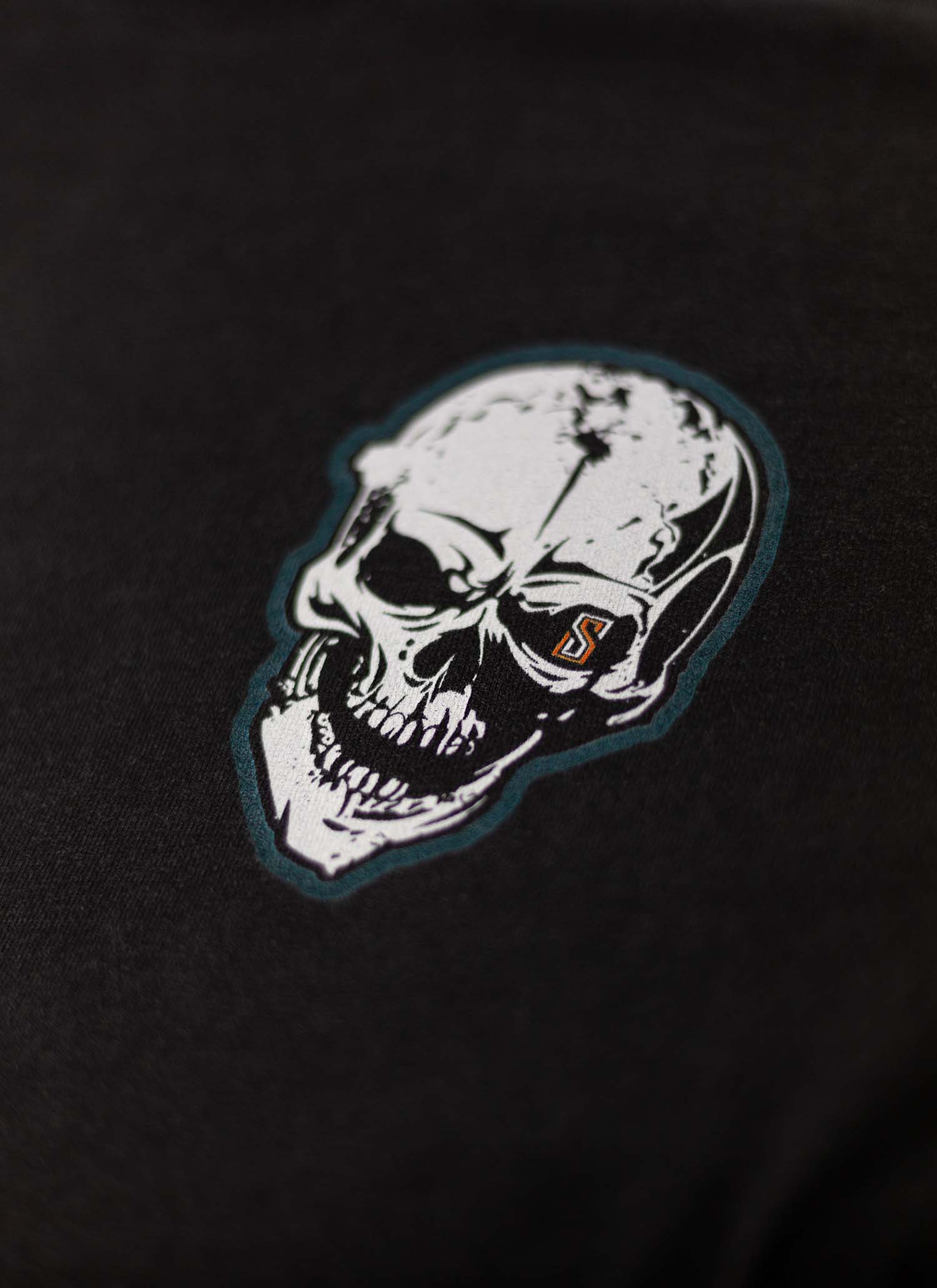 Oversized Skull Tee Torso Sock